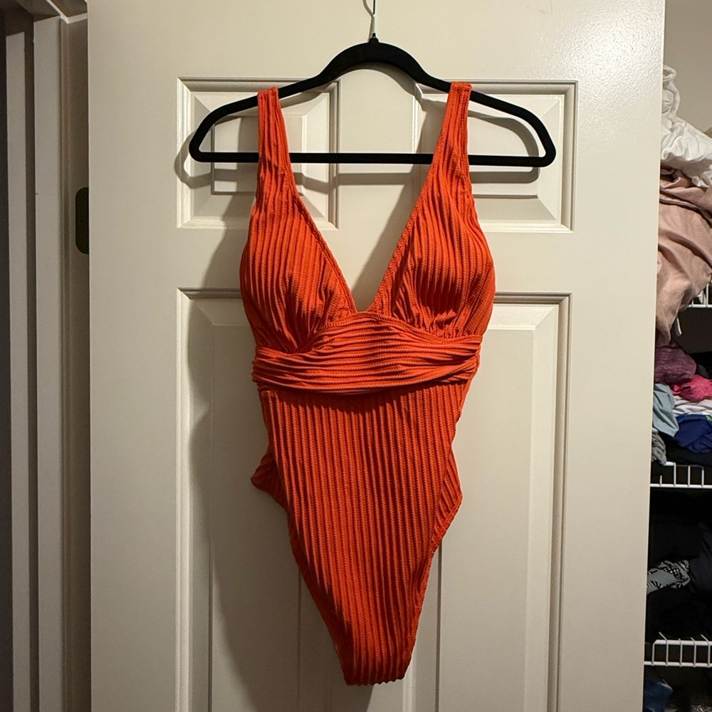 Cupshe Ribbed One-Piece Swimsuit in Terracotta - Picture 3 of 6